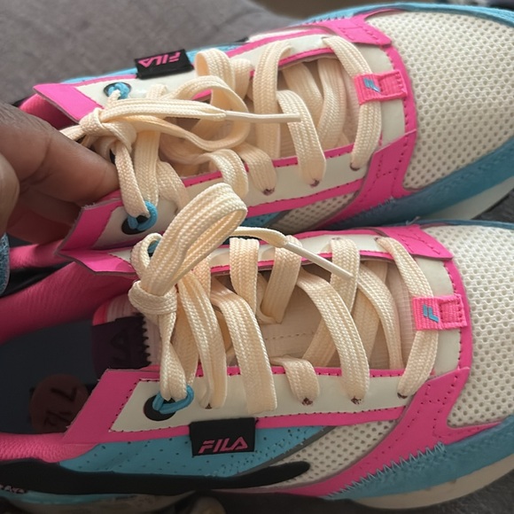 Fila - Picture 5 of 8